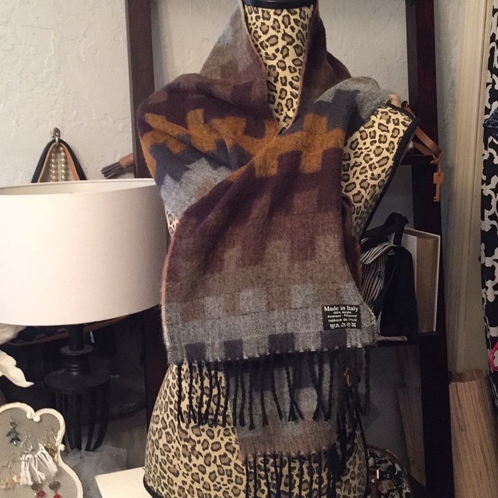 Italian Made Scarf✨